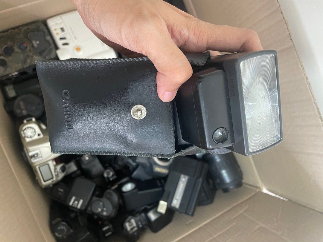 Assorted camera accessories (Category: Other Photography Accessories) located in Manila. Submitted by safemountain_2a95d8 (Listing ID 1340909668, Image 3). Description: Lens filters Lens hoods (kenko, etc) Teleconverters Flashes (canon, national, etc) Take all 1,500 Decluttering: Need space asap! .