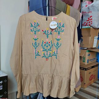 (Kategori: ) berada di . Dikirim oleh cecece23 (ID iklan 1340983139, Gambar 1). Deskripsi: .