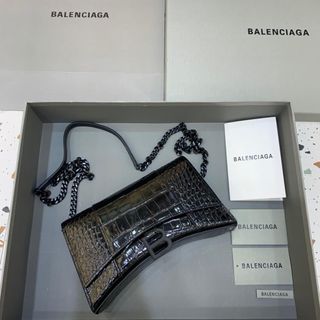 (Kategori: ) berada di . Dikirim oleh pollysluxury (ID iklan 1340951135, Gambar 1). Deskripsi: .