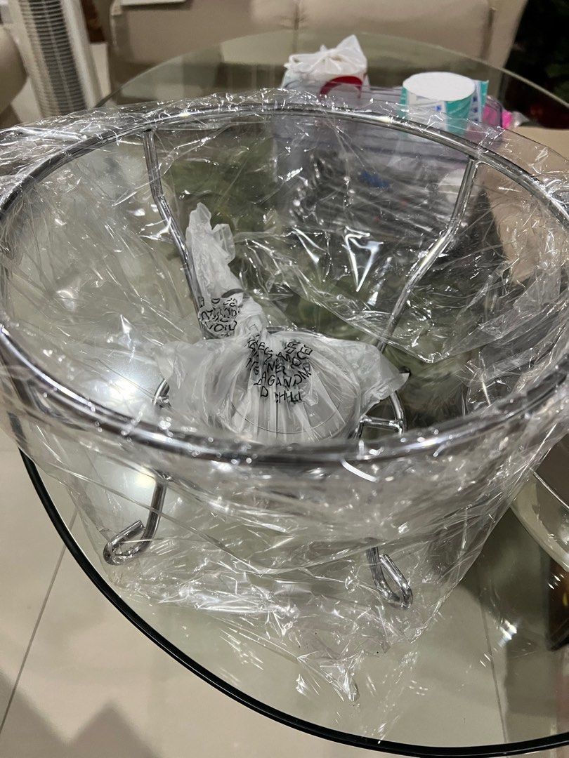 Chafing dish (Category: Other Kitchenware & Tableware) located in San Juan City. Submitted by iambernie (Listing ID 1340987210, Image 2). Description: Item is brand new but box is already ugly. Never used. Just kept in storage Only taken out for picture taking .