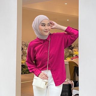 (Kategori: ) berada di . Dikirim oleh nadine_outfit_summer (ID iklan 1340998148, Gambar 1). Deskripsi: .
