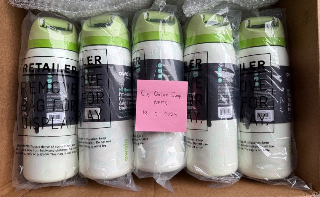 Original Owala Freesip 32oz Glow in the Dark (Category: Water Bottles & Tumblers) located in Paranaque City. Submitted by guyonlineshop (Listing ID 1340949293, Image 2). Description: It’s your chance to get this limited Edition Glow in the Dark Owala bottles! Hurry! Last Few Bottles left! FS: Original Owala Freesip 32oz Color Drop - Boo-ya - Php4999 Mop: Gcash Mod: Lalamove or J&T sf c/o buyer Loc: Paranaque *I noticed that the glow differs per b