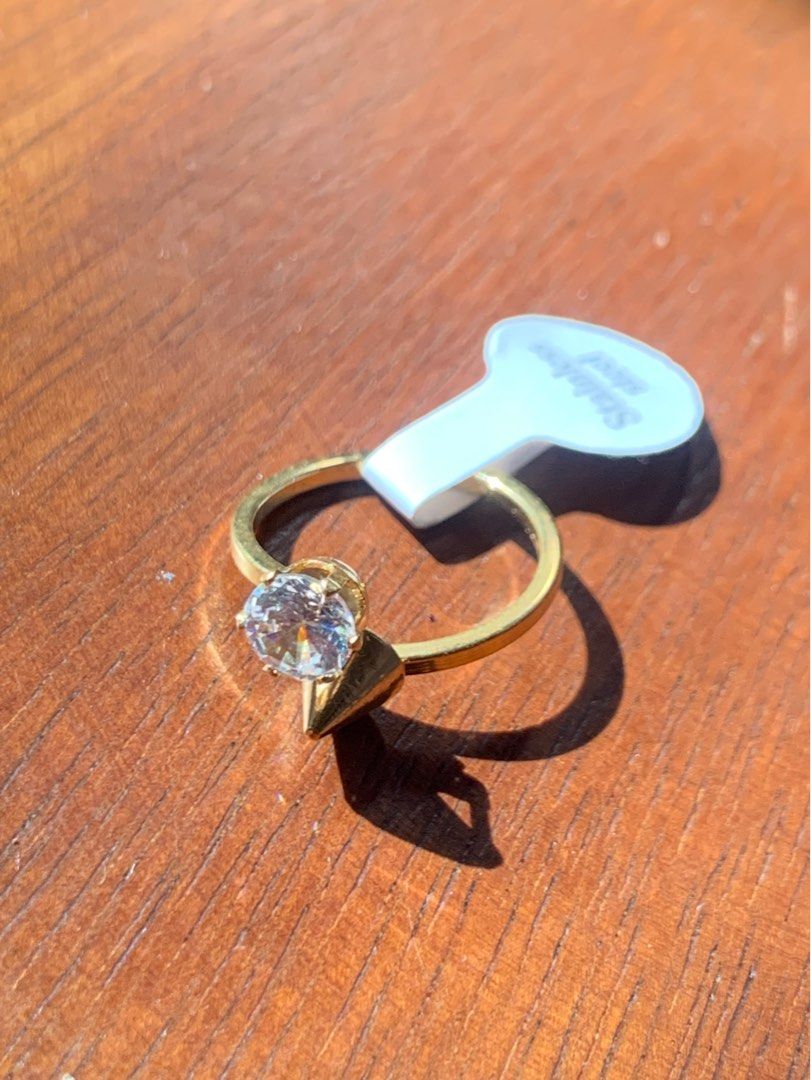 Gold Plated Gem Ring (Category: Rings) located in Bacoor. Submitted by mydeclutt (Listing ID 1340907835, Image 1). Description: Available in many ring sizes, never worn, decluttering.