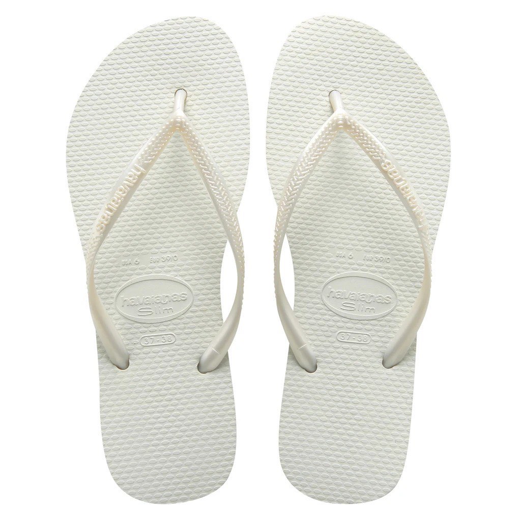 Havaianas Slim Flip Flops in White Women s Fashion Footwear Slippers and slides on Carousell
