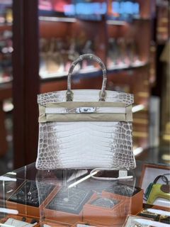 （分類：）位於 。 由 noble.hermes 提交（商品編號 1340904558，圖片 1）。簡介： 。