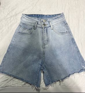 (Category: ) located in . Submitted by manymoon (Listing ID 1340982007, Image 1). Description: .