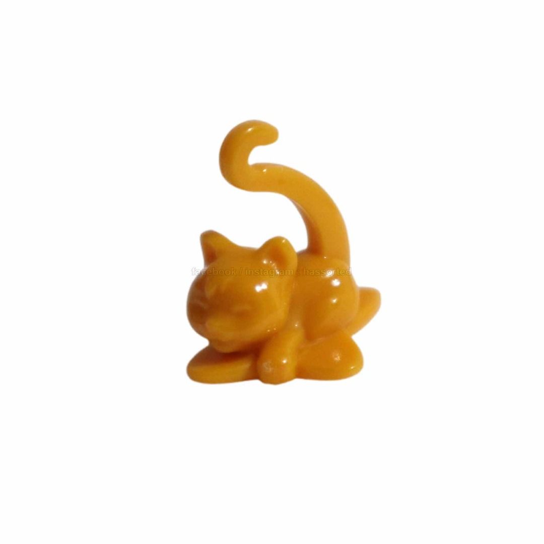 kobito | cat (Category: Designer & Blind Box Toys) located in Makati City. Submitted by hassorted09 (Listing ID 1341045309, Image 2). Description: cat ---php 39 ©random red mushroom ---php 509 kobito finger puppet ©tn-np pre-loved and onhand, so cute to collect or use battery for comparison whatyouseeiswhatyouget scratch|paintchips|as is please manage your expectations check other items only at hassorted #looking #vinly #toys #collector #labubu #