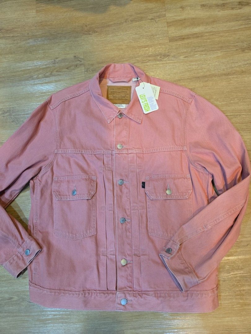 Levis Jacket (Category: Tshirts & Polo Shirts) located in Singapore. Submitted by samrio (Listing ID 1340986500, Image 1). Description: very rare in pink colour.