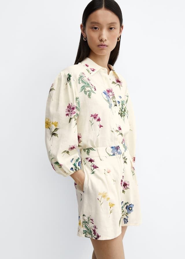LG: MANGO FLORAL LINEN SHIRT (Category: Blouses) located in Mandaluyong City. Submitted by anythingkavouge (Listing ID 1340886690, Image 3). Description: LOOKING FOR THIS EXACT TOP OF MANGO IN XXS/XS. BNWT OR ALMOST NEW CONDITION. .