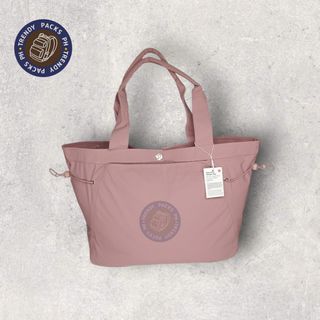(Category: ) located in . Submitted by trendypacksph (Listing ID 1341046201, Image 1). Description: .