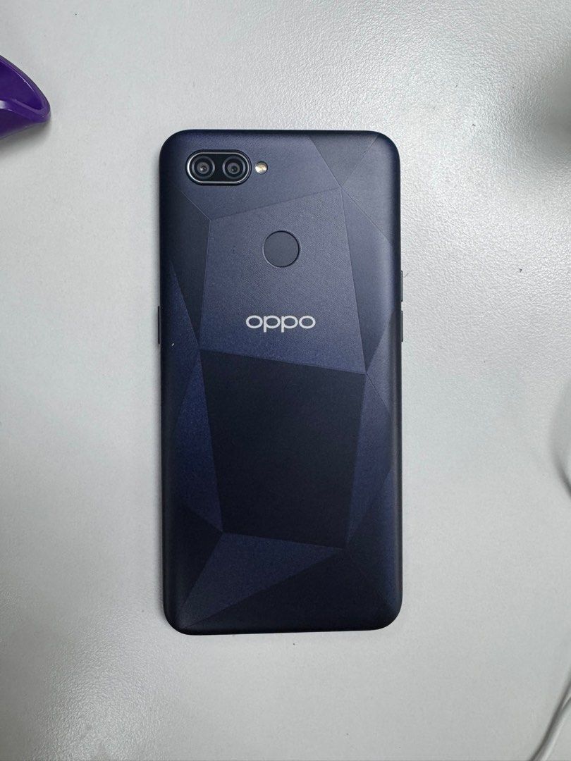 Oppo A12 (Category: OPPO) located in Pasig City. Submitted by arlbrjw8 (Listing ID 1341046484, Image 3). Description: No issue Smart locked (Sim1) Sim 2 - open line .