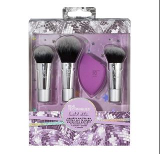 (Category: ) located in . Submitted by urfavluxuryshop (Listing ID 1341011172, Image 1). Description: .