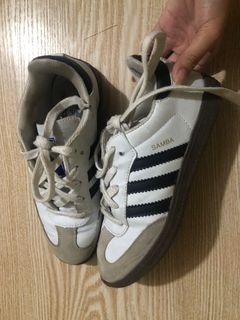 (Category: ) located in . Submitted by https.moli (Listing ID 1340934733, Image 1). Description: .