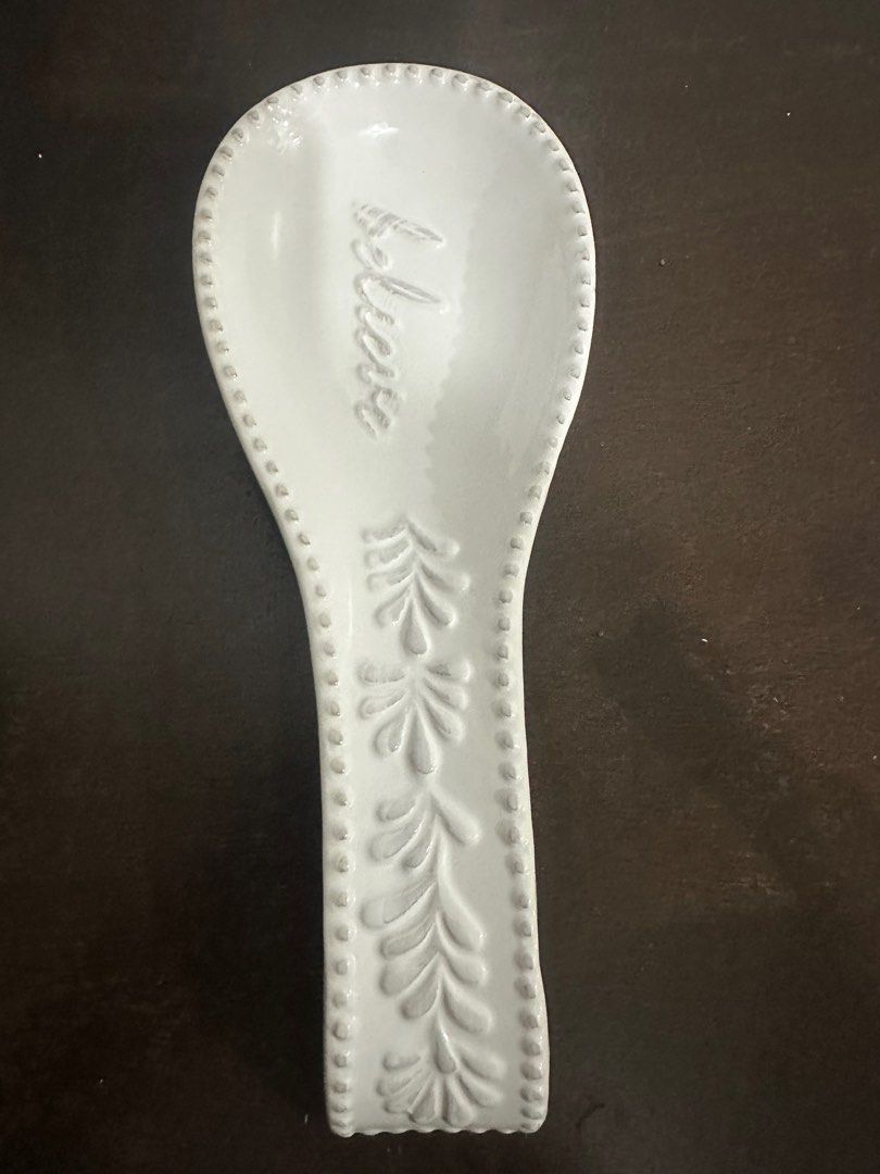 Spoon rest (Category: Dinnerware & Cutlery) located in Manila. Submitted by majimi (Listing ID 1340941545, Image 1). Description: Made of ceramics bought in US .