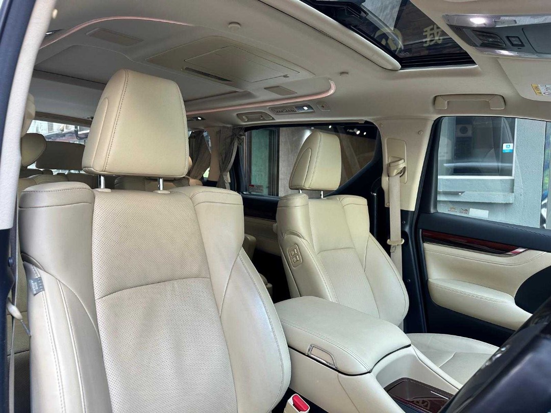 Toyota ALPHARD 3.5 Auto498312842965176325