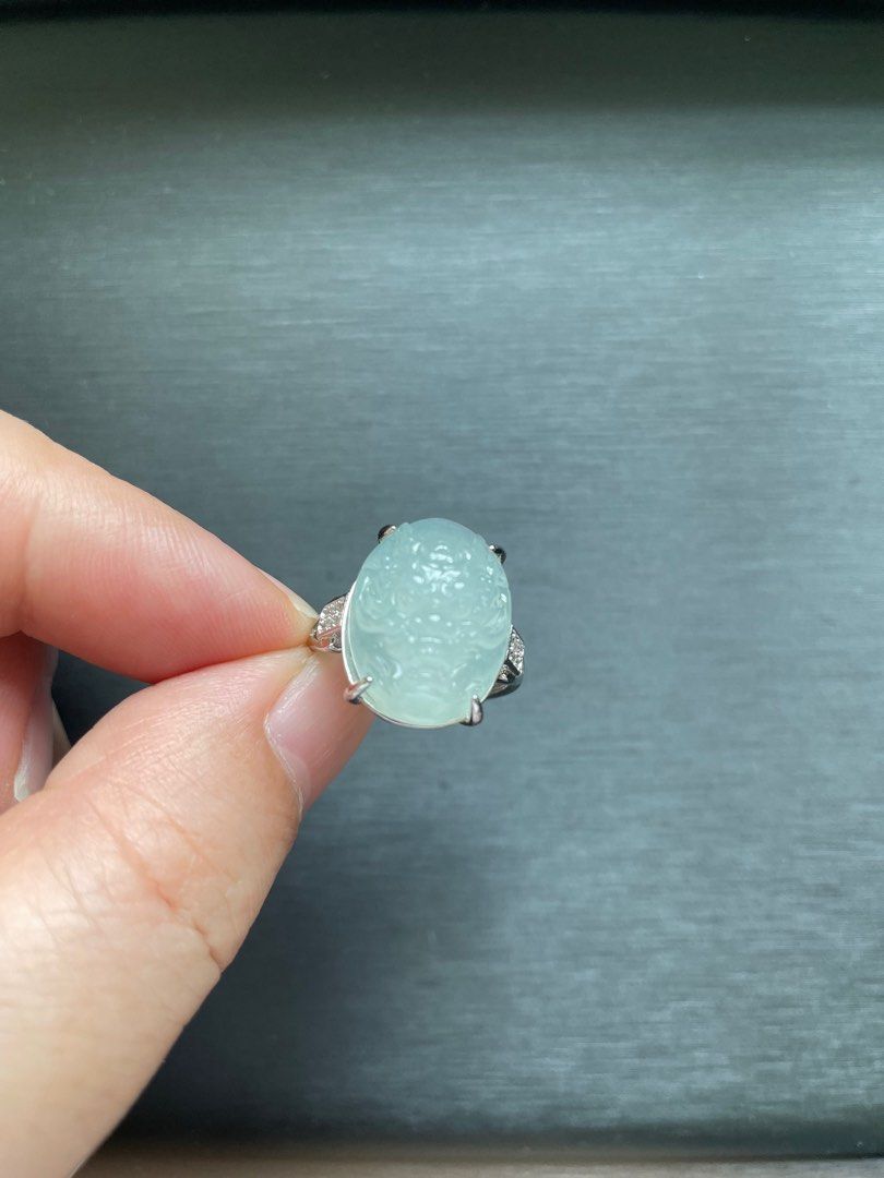 Type A Jade Ring (Category: Rings) located in Singapore. Submitted by qiu68 (Listing ID 1340955608, Image 3). Description: Brand new, the jade design as a dragon head. looks like Jelly. 925 Silver flexible ring.
