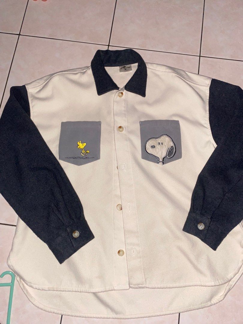 universal studios jacket (Category: Coats, Jackets and Outerwear) located in Bota. Submitted by qaiiirul (Listing ID 1340918416, Image 1). Description: length:26 pit:22 more details boleh pm🫡.