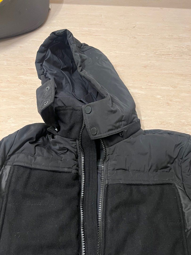Winter Jacket (Category: Other Sports Equipment and Supplies) located in Singapore. Submitted by gatsbythewestie (Listing ID 1340988376, Image 2). Description: Same like my other post, this is a Jack Jones winter jacket can use up to -5degC and condition still good. Looks like a biker style and the hoodie can remove with the zipper Size 175/98A should be around S to M and shoulder to shoulder is 45cm Bought from jackjones shop in Beijing .