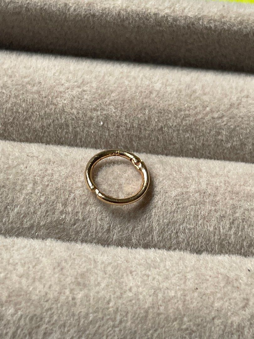 14k Clicker 6mm ear piercing (Category: Earrings) located in Batangas. Submitted by kheanknox29 (Listing ID 1341226715, Image 3). Description: Brand new Per piece not per gram 14k gold Clicker For helix 2nd or 3rd piercing Rook Pm me.