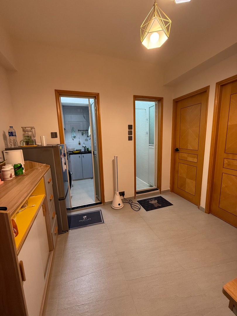 Private apartment of the Crown Prince for sale, one minute to the subway station, selling the property, vacant possession63438844850433111