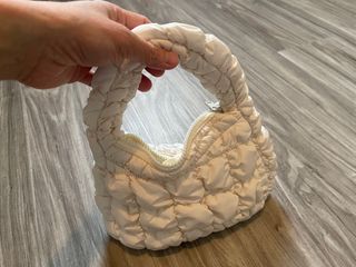 （分類：）位於 。 由 chauchub 提交（商品編號 1341225017，圖片 1）。簡介： 。