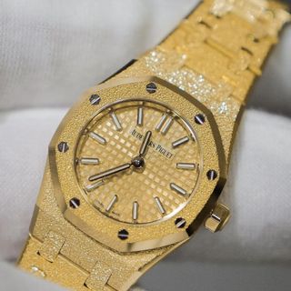(Category: ) located in . Submitted by skswatches90 (Listing ID 1341090262, Image 1). Description: .