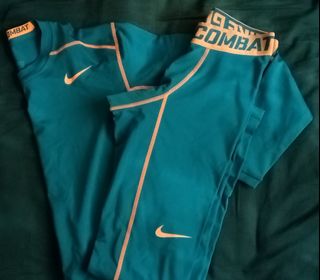 （分類：）位於 。 由 pants22 提交（商品編號 1341099819，圖片 1）。簡介： 。