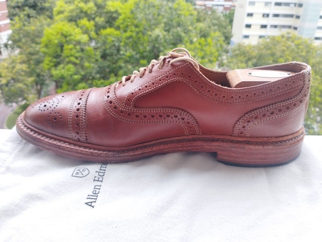 Allen edmonds elgin store