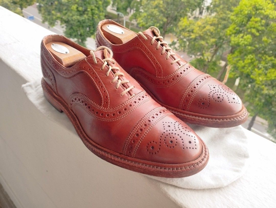 Allen Edmonds Elgin full grain leather dark chilli Oxfords. 8.5D