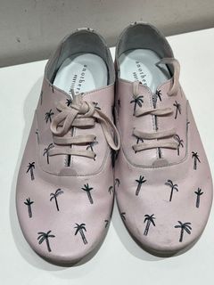 (Category: ) located in . Submitted by thingss2sell (Listing ID 1341119783, Image 1). Description: .