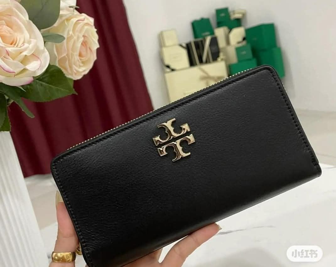 Authentic Tory Burch wallet (Category: Luxury Bags & Wallets) located in Santa Cruz. Submitted by janelovebagswatchesshoesph (Listing ID 1341192346, Image 2). Description: .