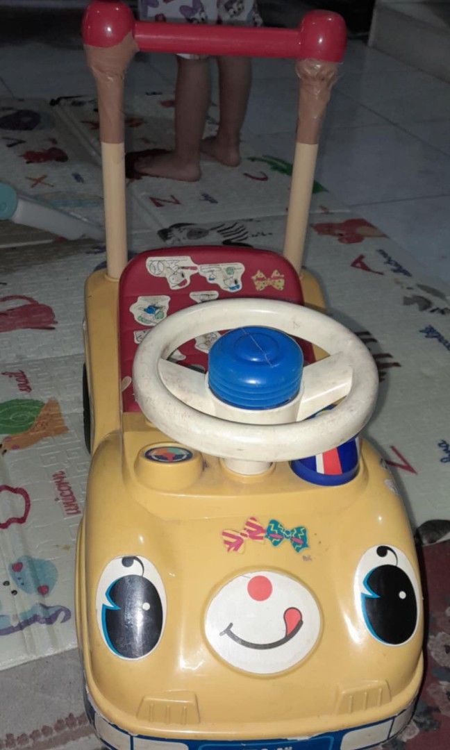 Baby push car (Category: Infant Playtime) located in Navotas City. Submitted by roxieclzb (Listing ID 1341133923, Image 1). Description: Japan Surplus push car with compartment issue:ung handle nasira na dikit lng ng duct tape but over all usable Naman..