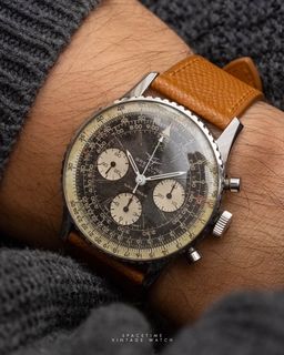 (Category: ) located in . Submitted by spacetime.vintagewatch (Listing ID 1341142847, Image 1). Description: .