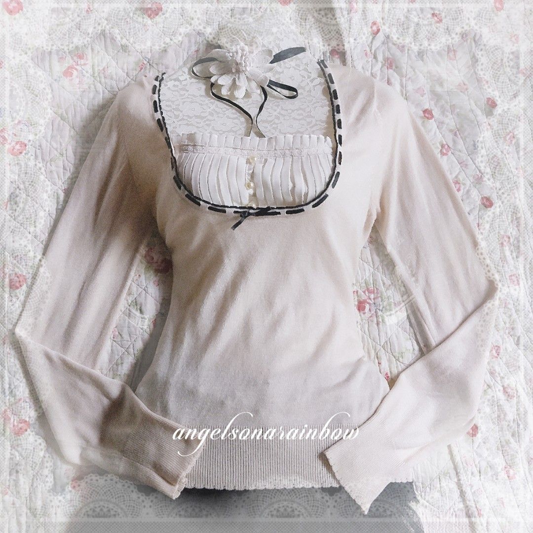 Coquette Dark Fatale Frame Academia Preppy (Category: Longsleeves) located in Pasig City. Submitted by angelsonarainbow (Listing ID 1341160972, Image 3). Description: 𝄞⨾𓍢ִ໋♬⋆.˚𝄢ᡣ𐭩 𝓓𝓻𝓮𝓪𝓶𝔂 𝓓𝓸𝓵𝓵𝓱𝓸𝓾𝓼𝓮 ୨ Posting Date: December 12 ♡ Time: 5pm GMT+8 ♡ Where: IG (@angelsonarainbow) ୧ ♫⋆｡♪ ₊˚♬ JP branded garments such as Glacier, Pinky Girls, etc. 𝄞⨾♡♫♡𝄞⨾ Kindly browse and thoroughly read Angel’s Rules to Abide By via the link in our 