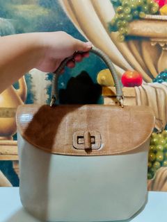 (Category: ) located in . Submitted by phbudgetluxuryfinds (Listing ID 1341170767, Image 1). Description: .
