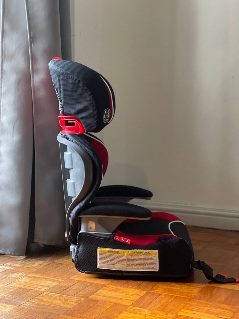 Graco Car Seat (Category: Car Seats) located in Pasay City. Submitted by theclutterfree (Listing ID 1341182465, Image 3). Description: Still new condition Bought last November by my sister in law during their vacation here so her son can use. Used for less than 2 weeks .