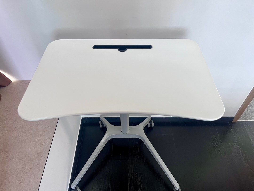 Height adjustable table (Category: Tables & Sets) located in Singapore. Submitted by typoerror (Listing ID 1341052284, Image 3). Description: Selling as I no longer need it. Height adjustment mechanism works perfectly. .