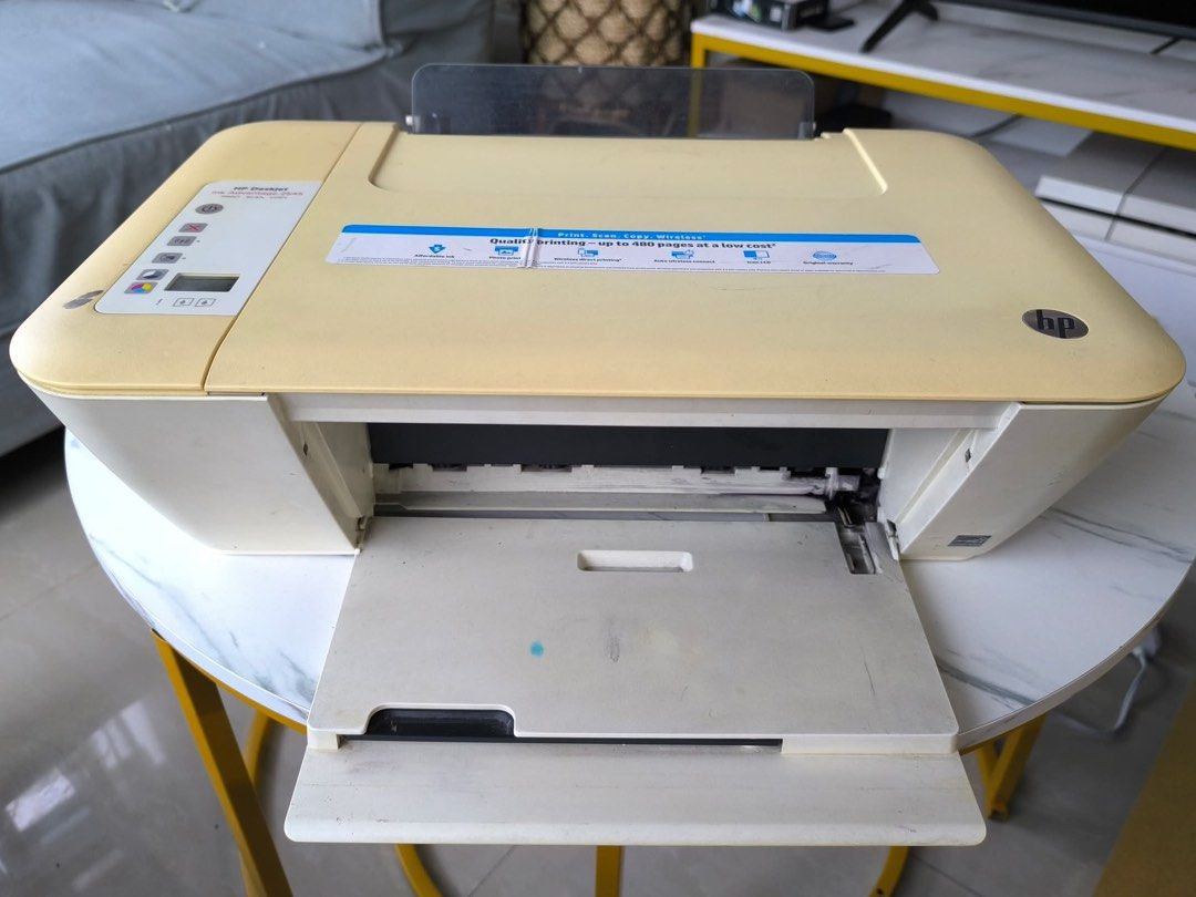 HP2545 Deskjet Printer (Category: Printers, Scanners & Copiers) located in Bacoor. Submitted by mydeclutt (Listing ID 1341078576, Image 1). Description: Original HP with box Wifi is not working Old but still functional, can’t close paper output tray Obvious staining, never tried to polish Bought for around PHP4k+.