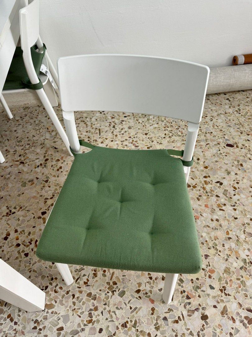 Ikea Extendable Dining Table Set (Category: Tables & Sets) located in Singapore. Submitted by yamjiawen (Listing ID 1341120579, Image 3). Description: Moving house, so selling multiple items. EVERYTHING MUST GO All items are used for a year only. This dining table set includes a dining table with 4 cushioned chairs. The table can be extended to fit up to 8 people. IKEA GLOSTAD 2-seat sofa with cushion - $50 IKEA LANEBERG Extendable dining table w