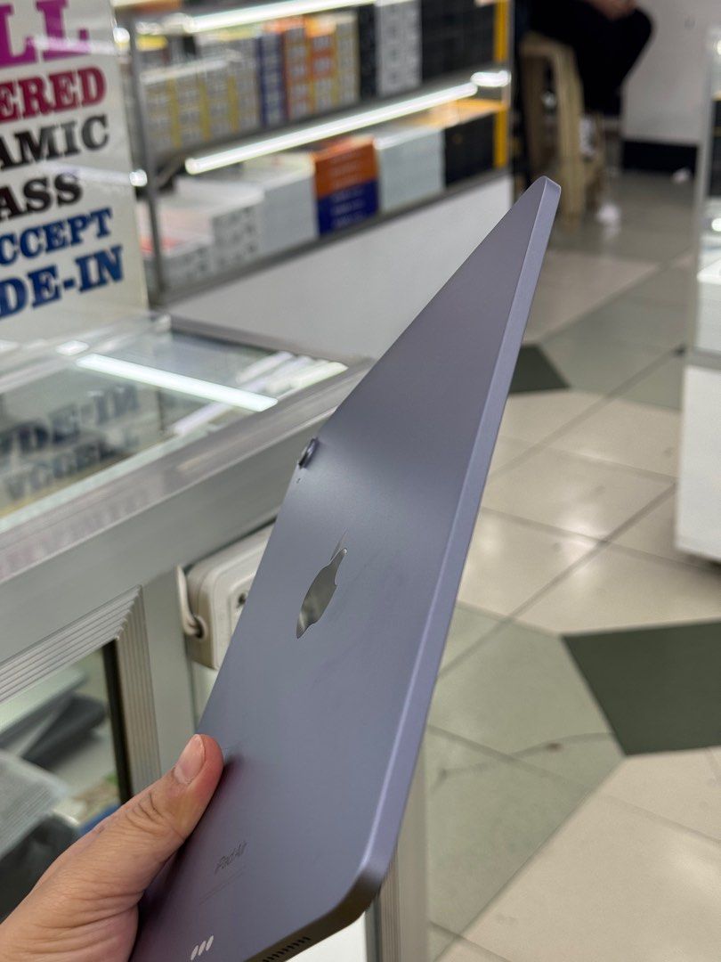 iPad Air 5 64GB Wifi Only No Issue (Category: iPad) located in Pasig City. Submitted by fairgadgetshop (Listing ID 1341137373, Image 3). Description: Buy/Sell/Trade/Swap Legit Seller w/ Physical Store Mabilis Kausap Installment via Credit Card, GGives, Gcredit, SPaylater and Billease with additional interest We accepting Brandnew or Secondhand iPad Air 5 64GB M1 Chip Wifi Only Working Fingerprint/Truetone No hidden Account/No Issue Reset all you 
