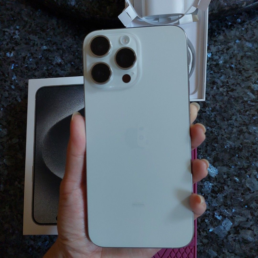 Iphone 15 Pro Max 256GB Titanium White Garansi Ibox hingga November