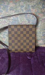 (Category: ) located in . Submitted by bitton (Listing ID 1341062863, Image 1). Description: .