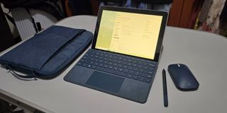 Microsoft Surface go460966352409733120