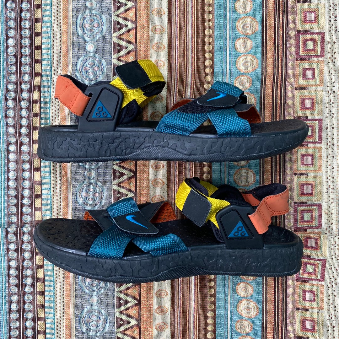 acg deschutz on feet