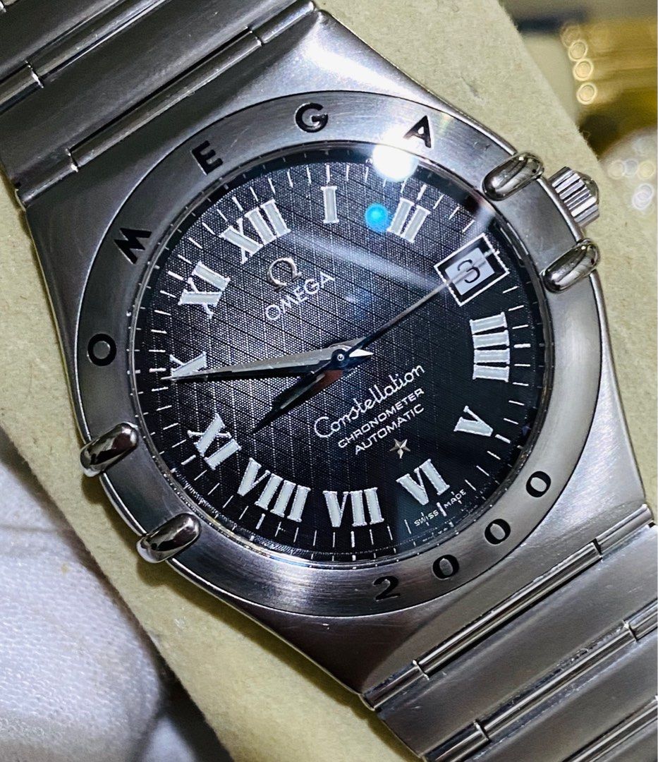Omega Constellation Automatic (Category: Luxury Watches) located in Baliuag. Submitted by clicksmileph (Listing ID 1341191763, Image 2). Description: Omega Constellation Automatic 82,000 Details: Case Size: 36mm Movement: Automatic Glass: Sapphire-Crystal 9.5/ 10 Excellent Condition (Like New) Mens/Unisex watch Guaranteed Authentic Fit up to 17cm wrist Features: Chronometer, Date Set with: ▪️Watch ◾️Presentation box Transaction thru: Meet-up by a