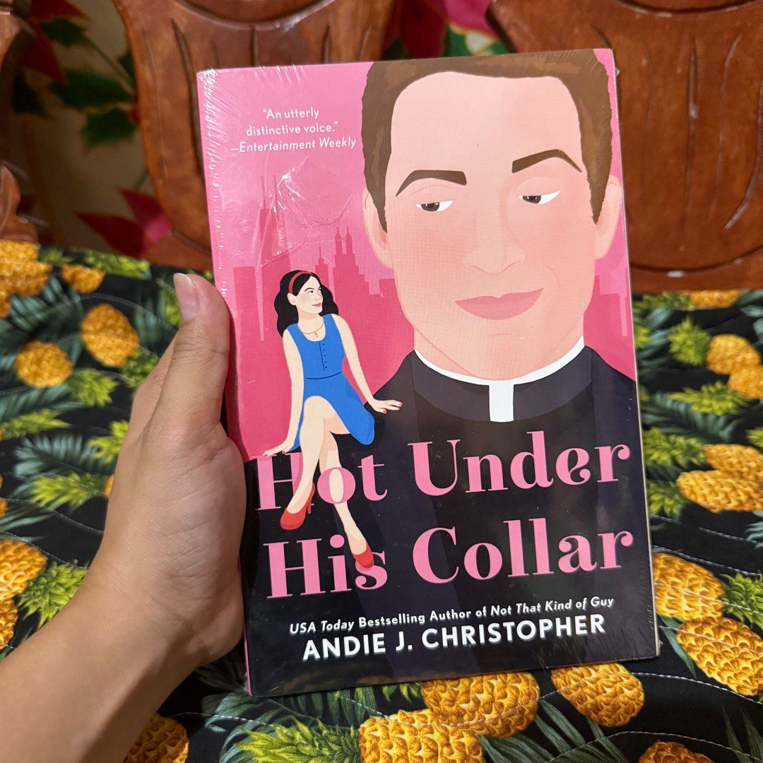 Onhand: Hot Under His Collar (Paperback) (Category: Storybooks) located in Santa. Submitted by thefolklore (Listing ID 1341143402, Image 1). Description: Brandnew with minimal foxing Paperback Authentic Copy Actual photos posted Onhand ready to ship The book might have some minimal flaw or dent due to shipping from UK/US to PH since the courier doesn’t use bubblewrap when shipping. .