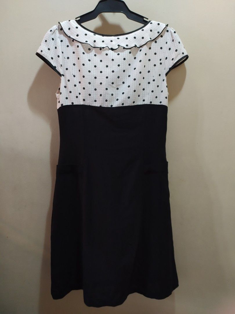 Polka dot vintage style dress (Category: Dresses) located in Pasig City. Submitted by elabart (Listing ID 1341145894, Image 2). Description: Best fits size XS-S Chest width - 34" (best fits 32A size since fabric is not stretchable) Waist - 28" Sleeves - upto 10" arm size Length - 35" - Cap sleeve style - non wrinkley fabric - with lining - very cute when worn.