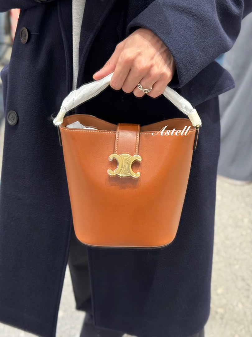 PRE-ORDER🇫🇷] CELINE SMALL LOUISE BAG IN SMOOTH CALFSKIN