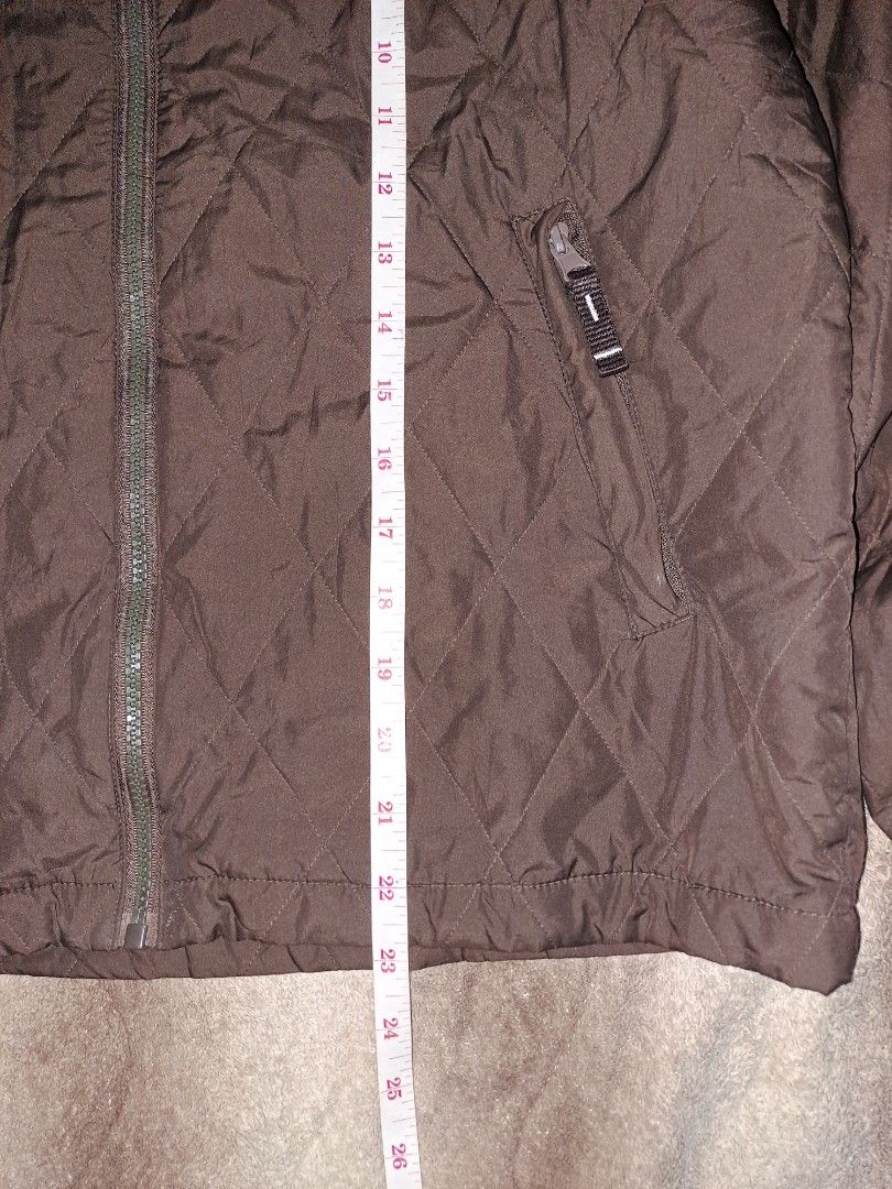 Semi-Puffer Zip Jacket (Category: Coats, Jackets and Outerwear) located in Cabanatuan. Submitted by jaipscl (Listing ID 1341142545, Image 3). Description: Double Inner Lining Unisex Large on Women S-M on Men Length: 23 Width: 20.