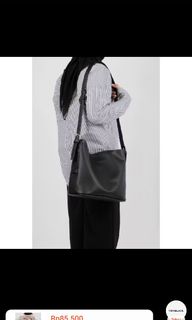 (Kategori: ) berada di . Dikirim oleh bilrubyjane_ (ID iklan 1341196980, Gambar 1). Deskripsi: .